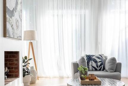 Designer Living Steps from Chapel Street - South Yarra, Australia