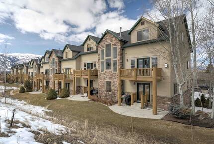 Cozy Mountain Escape 10 minutes from Powder Mountain Ski Resort! - Eden, Utah