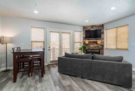 Cozy Mountain Escape 10 minutes from Powder Mountain Ski Resort! - Eden, Utah