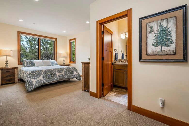 Heavenly Views & Beachfront Bliss in South Lake Tahoe - South Lake Tahoe, California