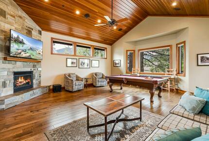 Heavenly Views & Beachfront Bliss in South Lake Tahoe - South Lake Tahoe, California