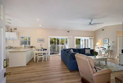 Tranquil Elegance on Anna Maria Island’s North End - Anna Maria, Florida