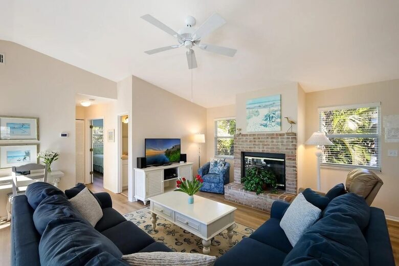 Tranquil Elegance on Anna Maria Island’s North End - Anna Maria, Florida