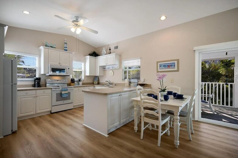 Tranquil Elegance on Anna Maria Island’s North End - Anna Maria, Florida