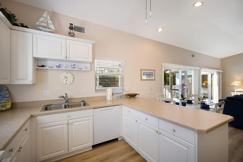 Tranquil Elegance on Anna Maria Island’s North End - Anna Maria, Florida