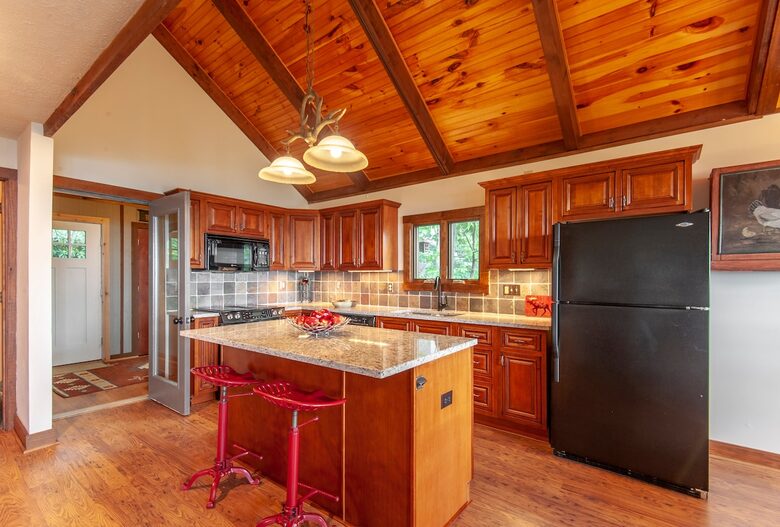 Three Ridges View Cabin - Wintergreen Resort, Virginia