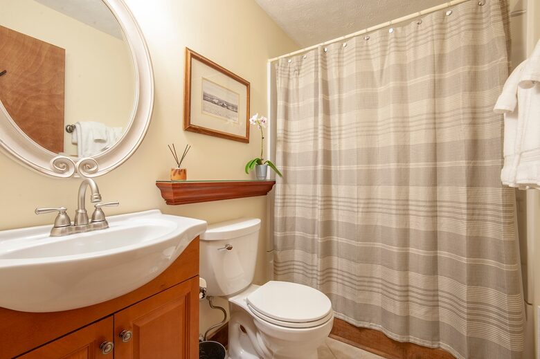 Three Ridges View Cabin - Wintergreen Resort, Virginia