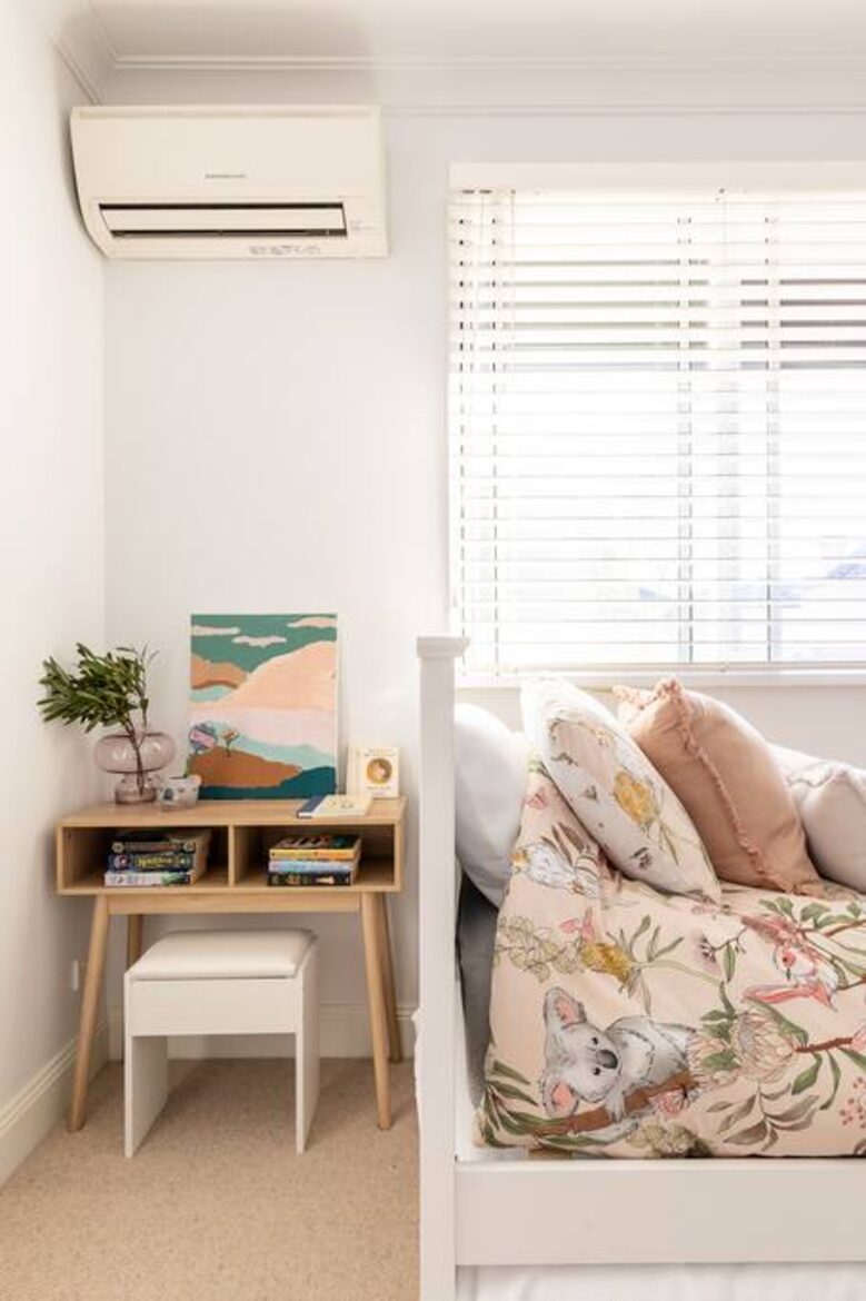 Designer Living Steps from Chapel Street - South Yarra, Australia