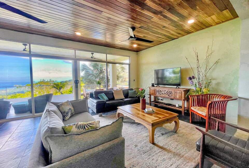 Jungle Elegance with Sweeping Ocean Views - Lagunas, Costa Rica