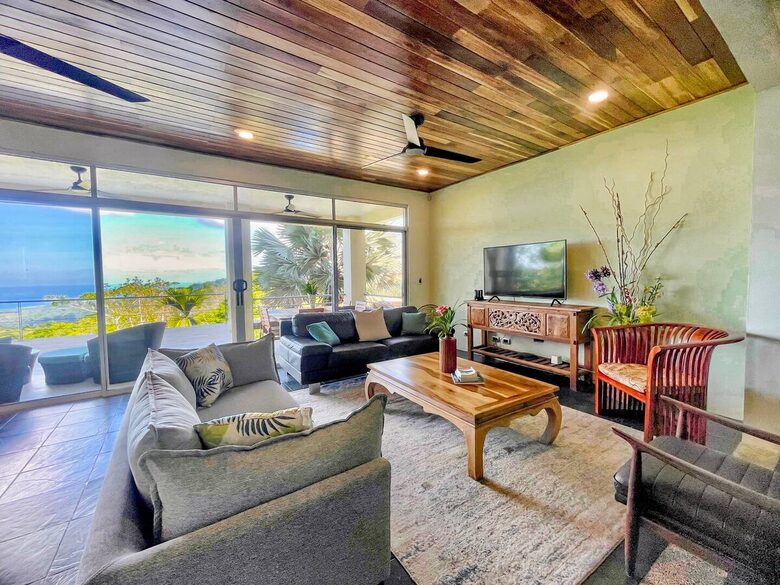 Jungle Elegance with Sweeping Ocean Views - Lagunas, Costa Rica