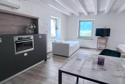 Tranquil Retreat with Panoramic Lake Views I - Brenzone sul Garda, Italy