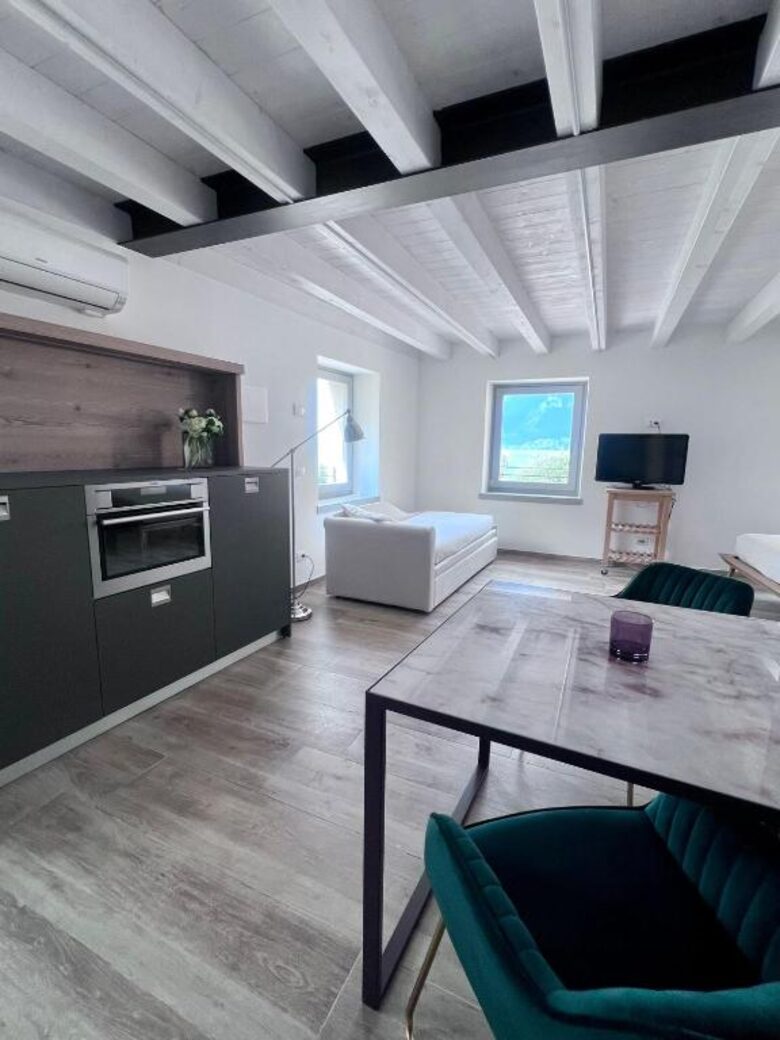 Tranquil Retreat with Panoramic Lake Views I - Brenzone sul Garda, Italy
