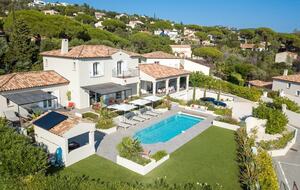 Luxury Mediterranean Villa Near Sainte-Maxime - Roquebrune-sur-Argens, France