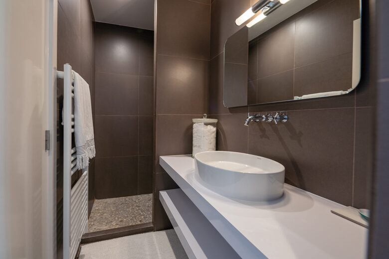 Luxury Mediterranean Villa Near Sainte-Maxime - Roquebrune-sur-Argens, France