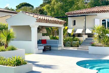 Luxury Mediterranean Villa Near Sainte-Maxime - Roquebrune-sur-Argens, France