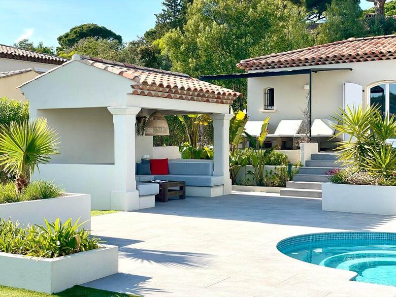 Luxury Mediterranean Villa Near Sainte-Maxime - Roquebrune-sur-Argens, France