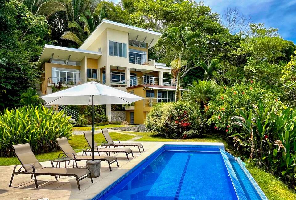 Jungle Elegance with Sweeping Ocean Views - Lagunas, Costa Rica