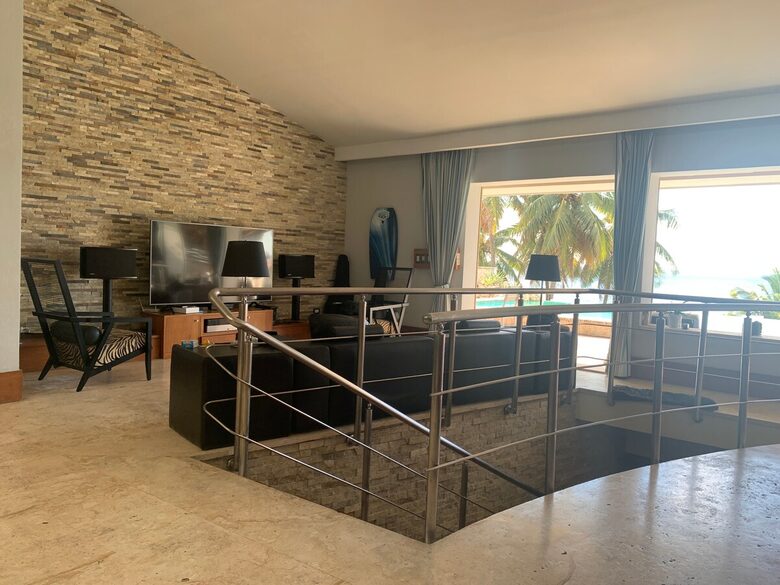 House in the city with an oceanfront swimming pool - Santo Domingo Este, Dominican Republic