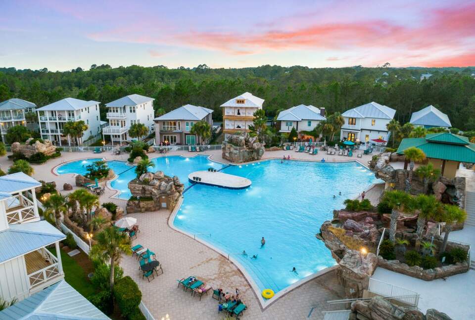 Upscale Beachside Living with Resort-Style Amenities - Santa Rosa Beach, Florida