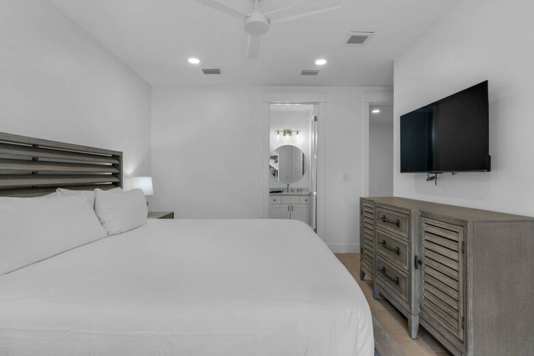 Upscale Beachside Living with Resort-Style Amenities - Santa Rosa Beach, Florida