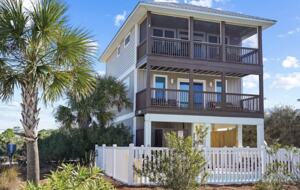 Elegant Gulf and Bay View Home & Private Pool - Port St. Joe, Florida