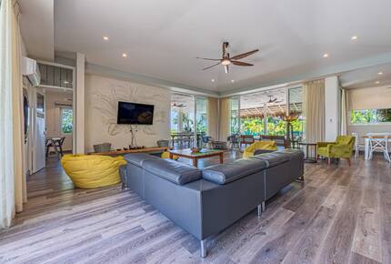 Elevated Elegance in the Costa Rican Canopy - Playa grande, Costa Rica