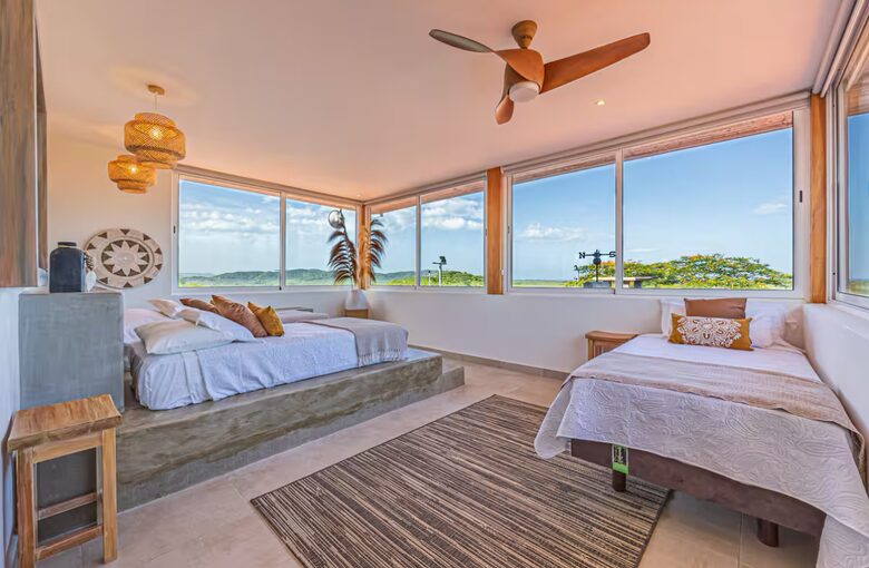 Elevated Elegance in the Costa Rican Canopy - Playa grande, Costa Rica