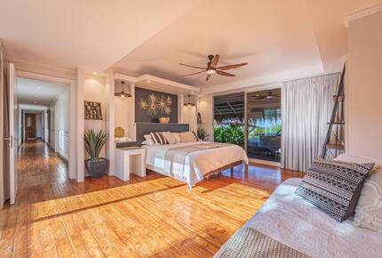 Elevated Elegance in the Costa Rican Canopy - Playa grande, Costa Rica