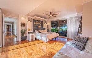 Elevated Elegance in the Costa Rican Canopy - Playa grande, Costa Rica