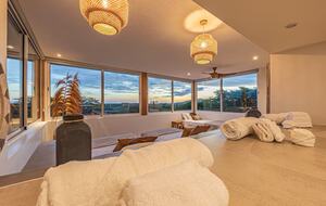 Elevated Elegance in the Costa Rican Canopy - Playa grande, Costa Rica