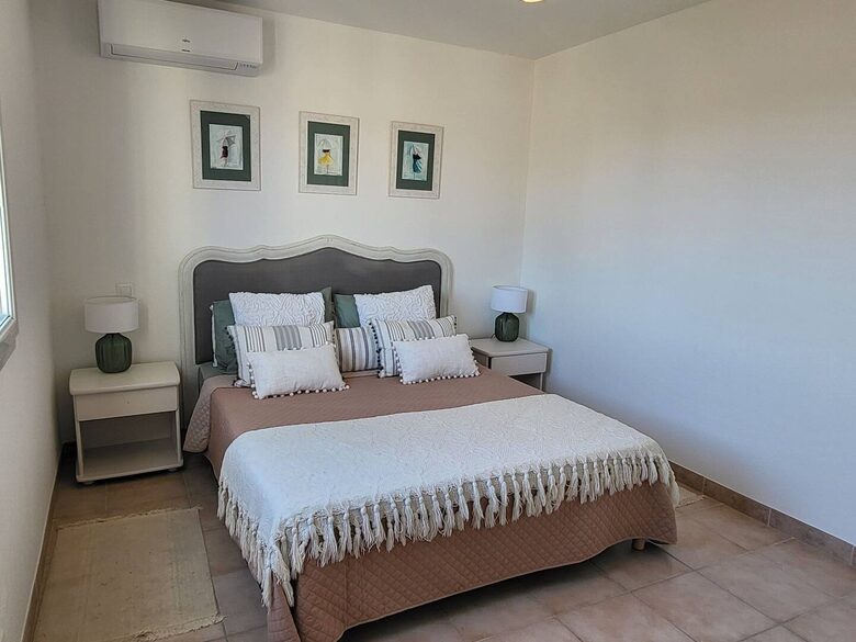 Coastal Villa with Lake & Sea Views - Marseillan, France