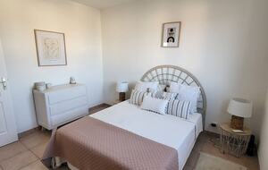 Coastal Villa with Lake & Sea Views - Marseillan, France