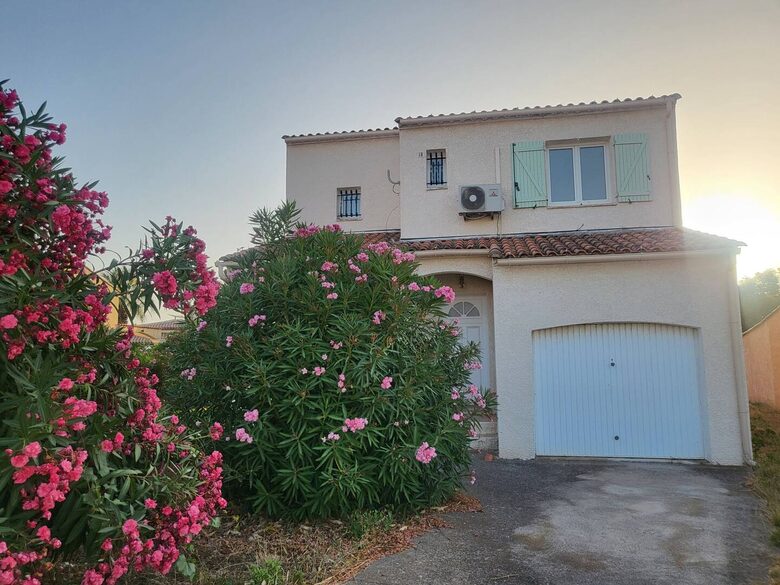 Coastal Villa with Lake & Sea Views - Marseillan, France