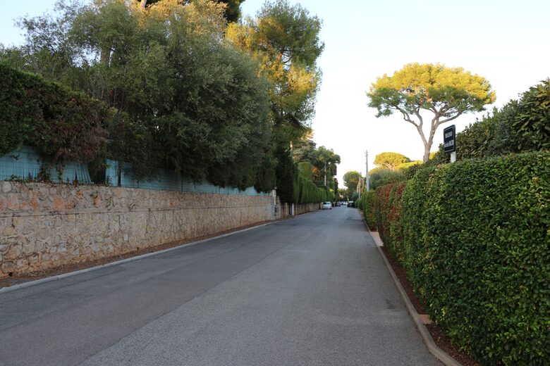 Elegant Mediterranean Retreat in Prestigious Cap d’Antibes - Cap d'Antibes, France