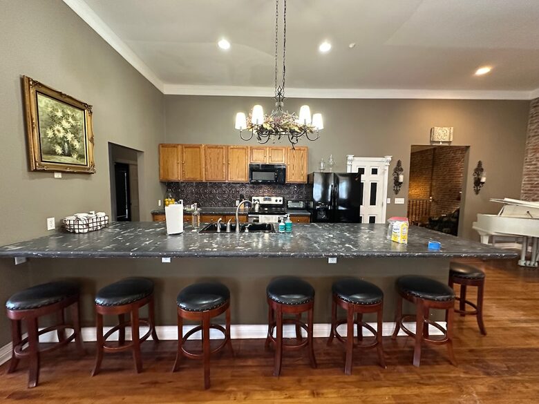 Kitchen with Counter Bar