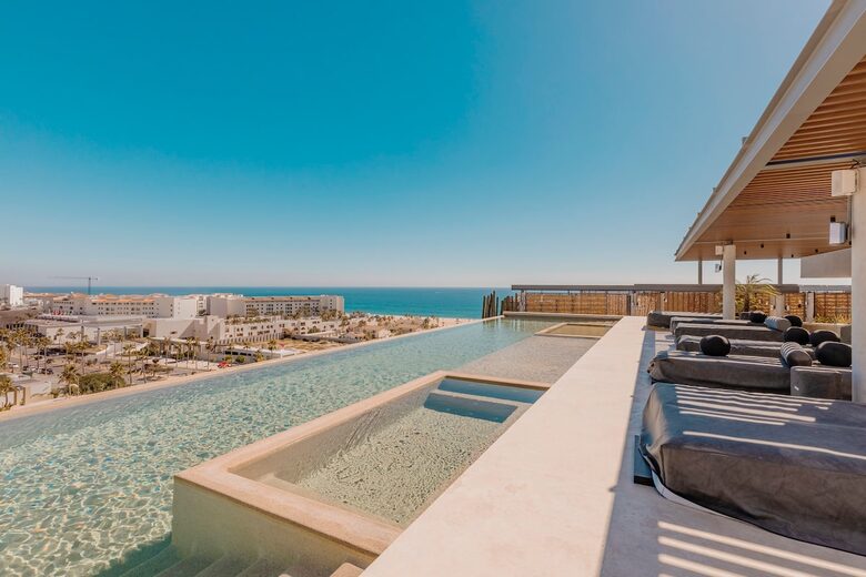 Nima Point - Pickleball & Rooftop Pool - San José del Cabo, Mexico