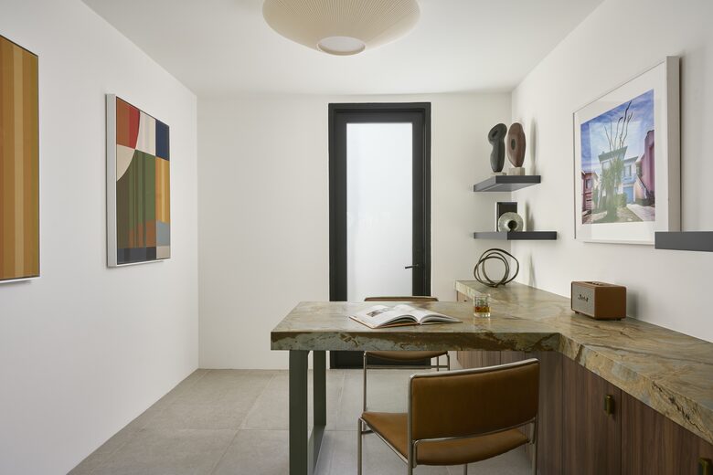 Mid-Century Gem Overlooking McCormick Ranch Golf Club - Scottsdale, Arizona