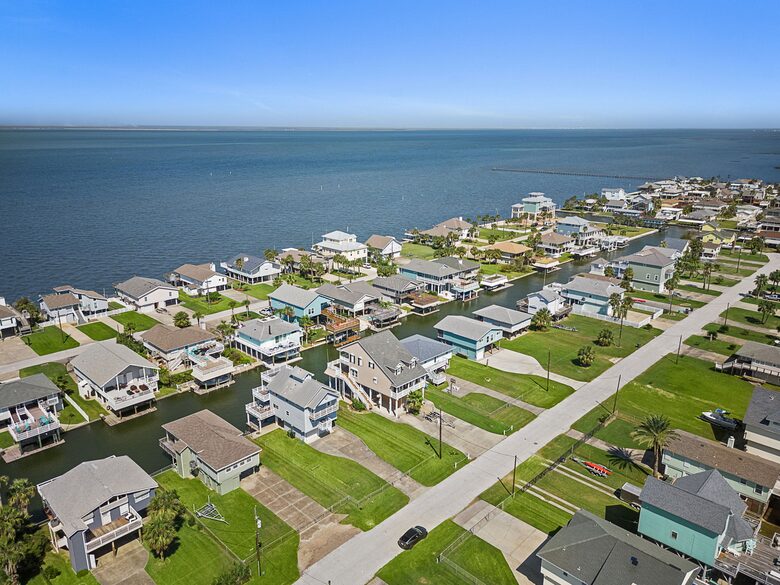 Discovery Bayhouse - Galveston, Texas