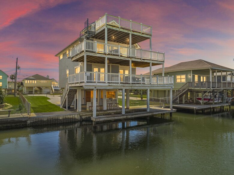 Discovery Bayhouse - Galveston, Texas
