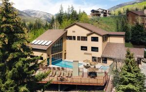 Birch at Streamside | Warm 2BR Retreat Steps from Adventure - Vail, Colorado