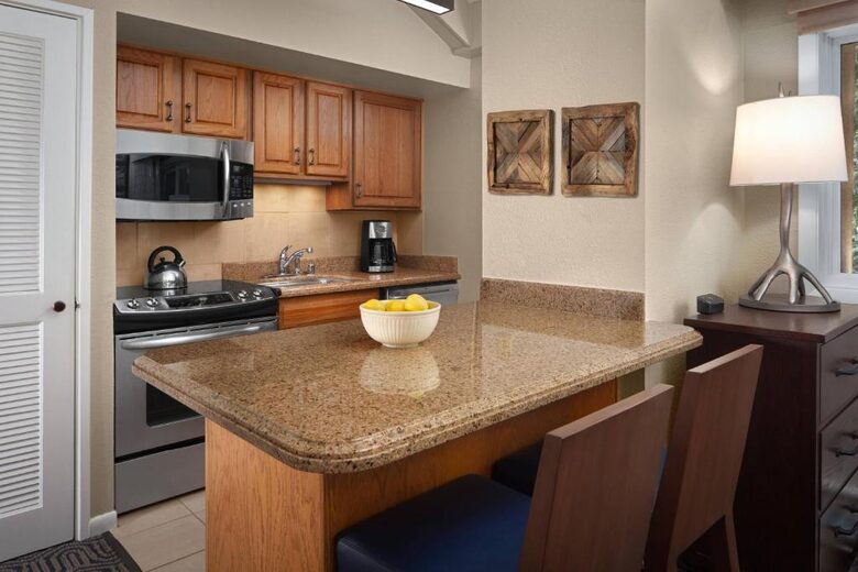 Birch at Streamside | Warm 1BR Retreat Steps from Adventure - Vail, Colorado