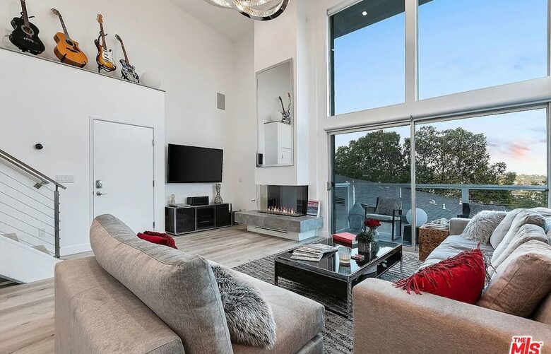 Santa Monica Penthouse Near Beach and Abbott Kinney - Santa Monica, California