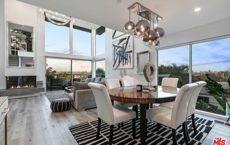 Santa Monica Penthouse Near Beach and Abbott Kinney - Santa Monica, California