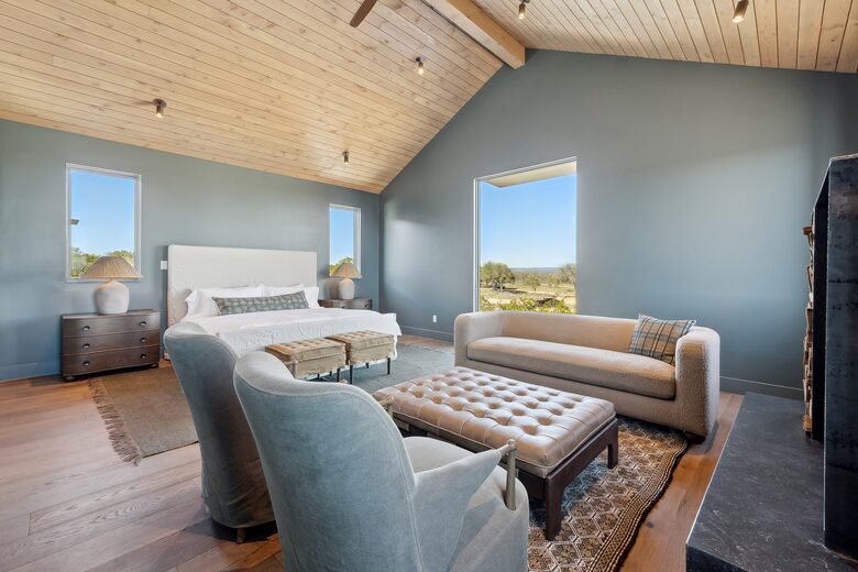The Terra Residences - Spicewood, Texas