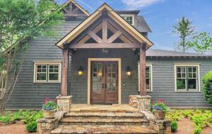 Rustic Retreat on Lake Keowee - Salem, South Carolina