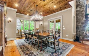 Rustic Retreat on Lake Keowee - Salem, South Carolina