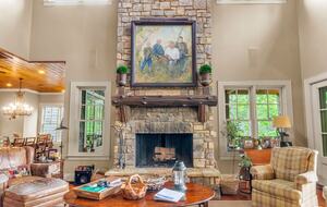 Rustic Retreat on Lake Keowee - Salem, South Carolina