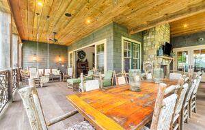 Rustic Retreat on Lake Keowee - Salem, South Carolina