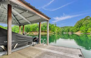 Rustic Retreat on Lake Keowee - Salem, South Carolina