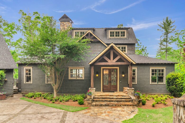 Rustic Retreat on Lake Keowee - Salem, South Carolina